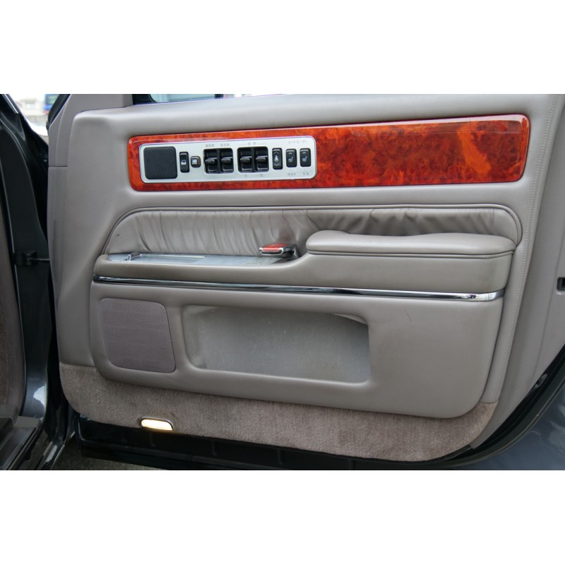 Toyota Century (N.8497) view 49
