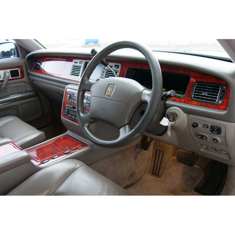Toyota Century (N.8497) view 44
