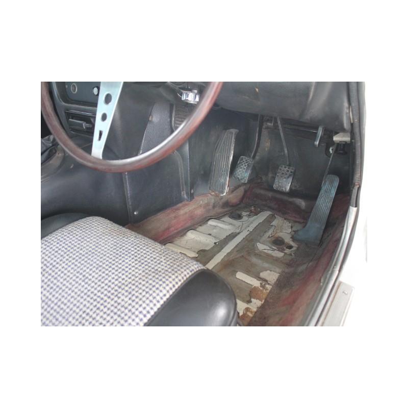 Mazda Cosmo Sport L10A for sale to Australia UK USA in Japan at JDM EXPO (N. 7734) view 12