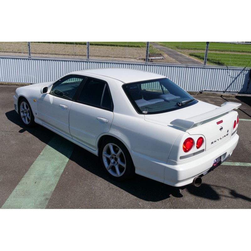 Nissan Skyline 25GTT sedan (N.8526) view 11