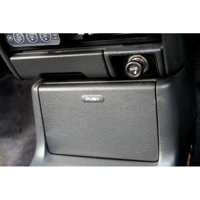 Mazda Familia for sale (N.8240) view 30