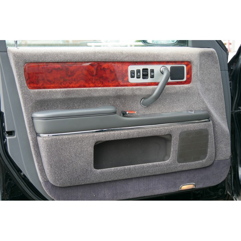 Toyota Century (N.8498) view 36
