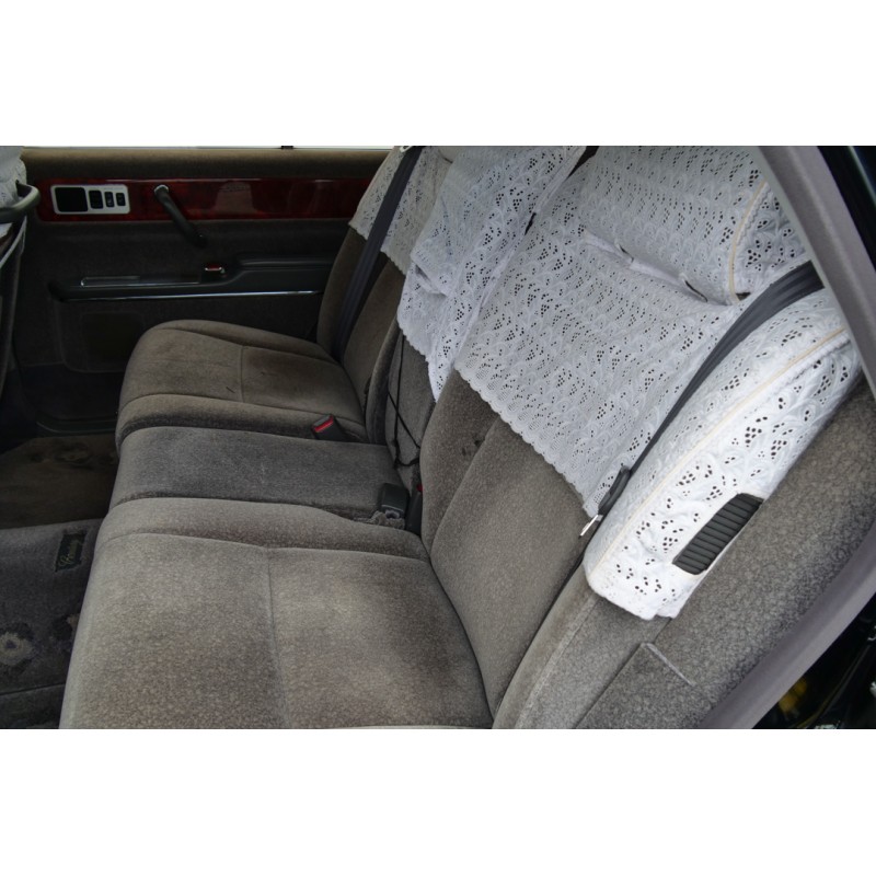 Toyota Century (N.8498) view 39